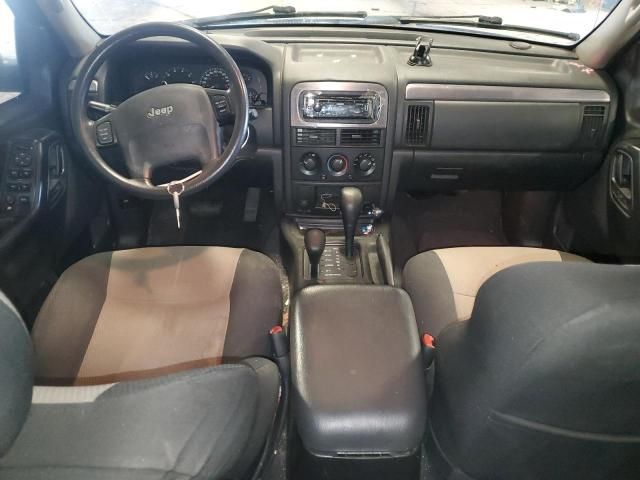 2004 Jeep Grand Cherokee Laredo