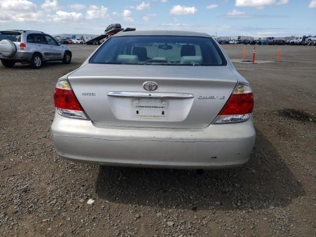 2005 Toyota Camry LE