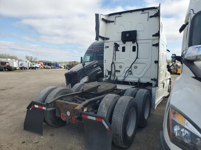 2016 Freightliner Cascadia 125