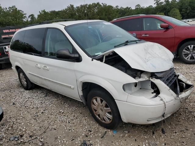 2006 Chrysler Town & Country Touring