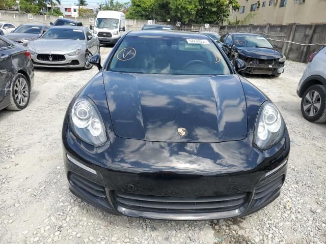 2014 Porsche Panamera 2