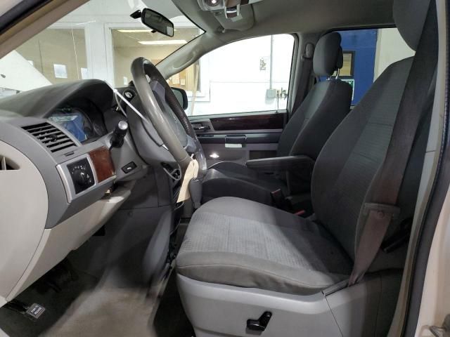 2010 Chrysler Town & Country Touring