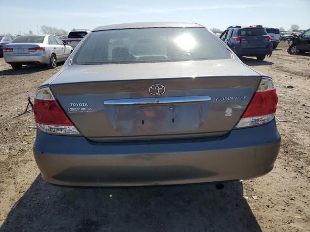 2005 Toyota Camry LE