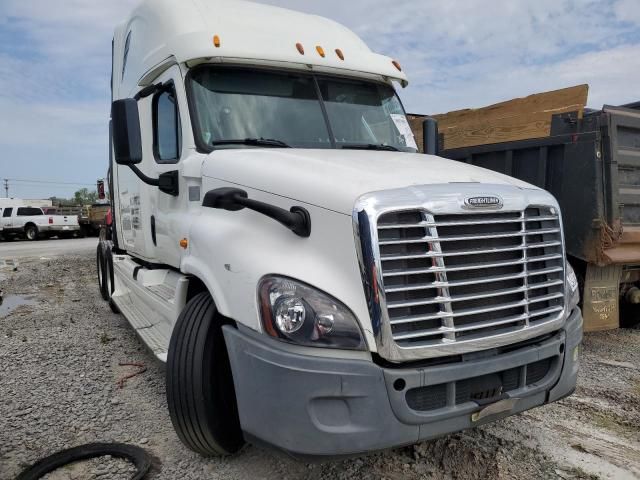 2015 Freightliner Cascadia 125