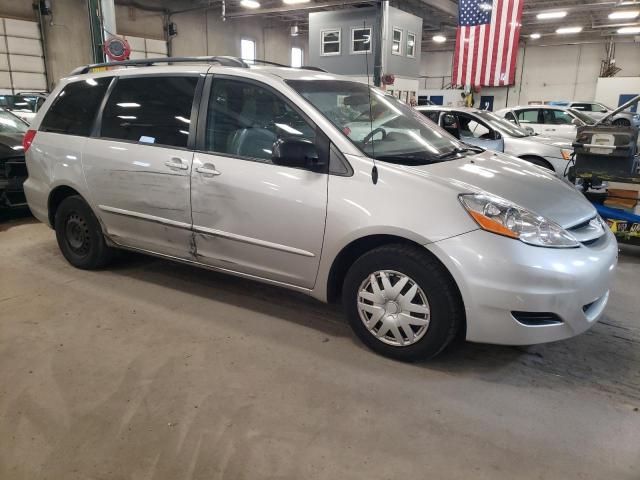 2010 Toyota Sienna CE