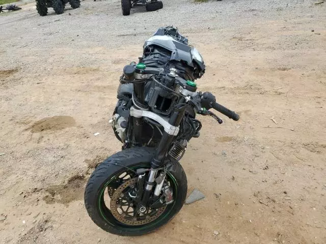 2018 Kawasaki ZX1000 S