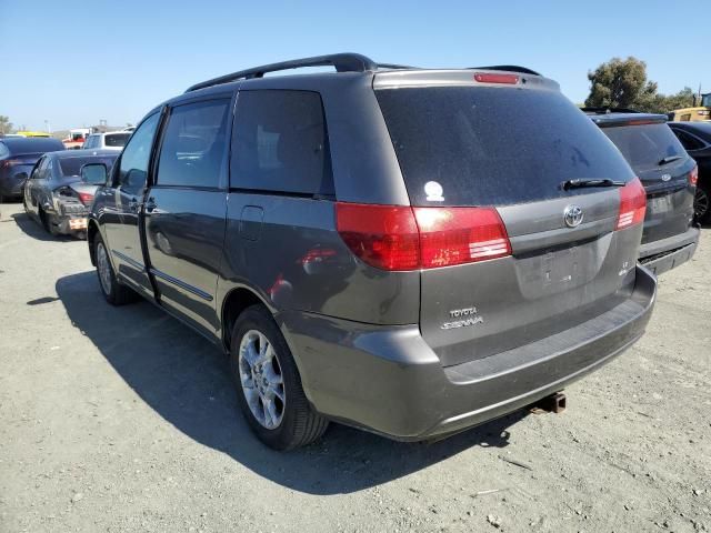 2005 Toyota Sienna LE