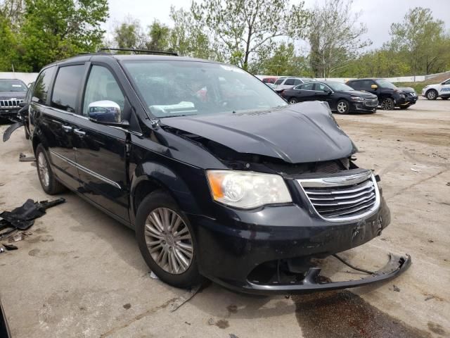 2013 Chrysler Town & Country Touring L