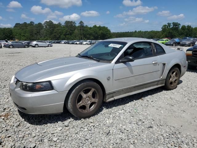 2004 Ford Mustang