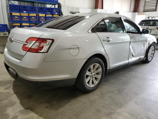 2011 Ford Taurus SE