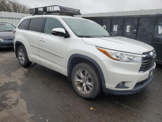 2016 Toyota Highlander LE