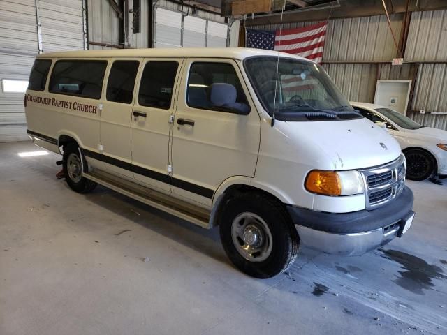 2001 Dodge RAM Wagon B3500