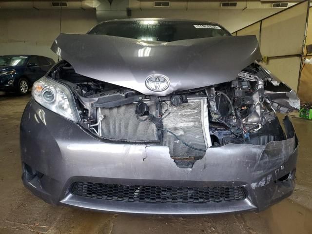 2011 Toyota Sienna LE