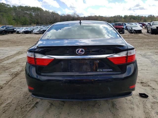 2015 Lexus ES 300H