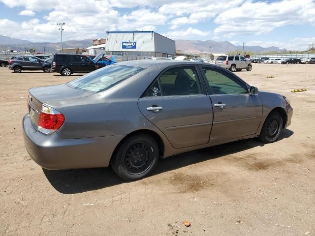 2005 Toyota Camry LE