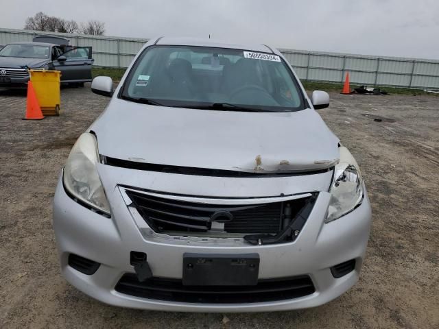 2013 Nissan Versa S