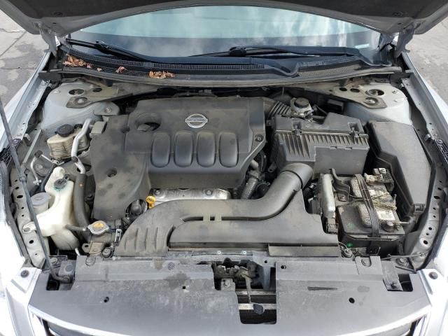 2010 Nissan Altima Base