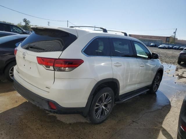 2019 Toyota Highlander LE