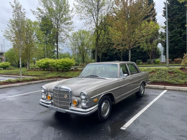 1972 Mercedes-Benz 280 SE