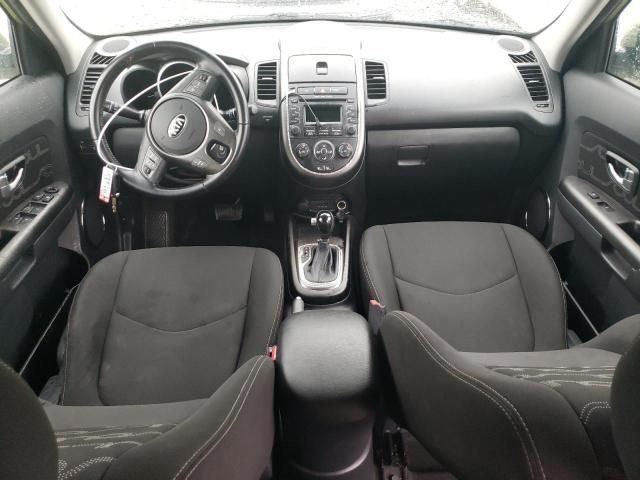 2013 KIA Soul +