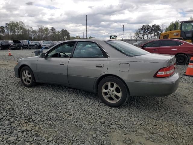 2000 Lexus ES 300