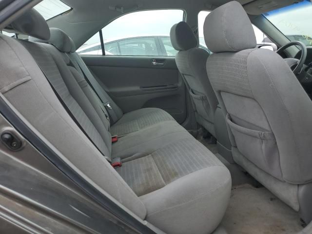 2005 Toyota Camry LE