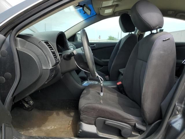 2010 Nissan Altima Base