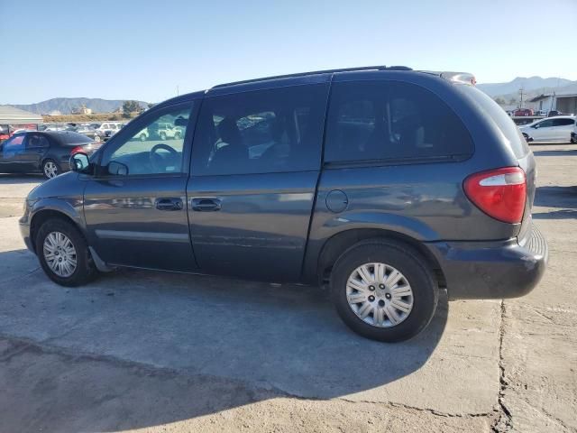 2007 Chrysler Town & Country LX