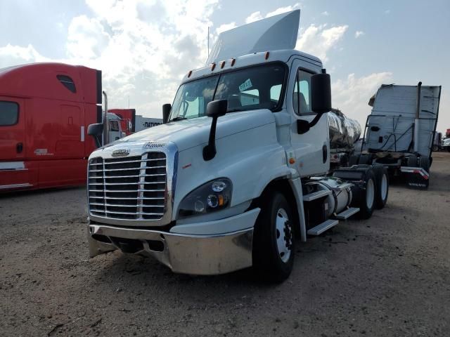 2017 Freightliner Cascadia 125