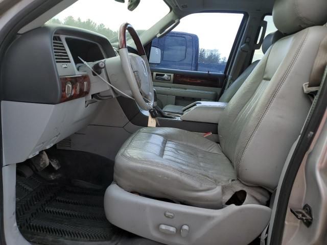 2004 Lincoln Navigator