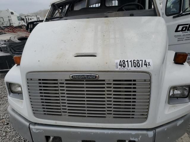 2000 Freightliner Medium Conventional FL60