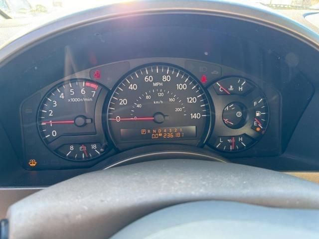 2004 Nissan Armada SE