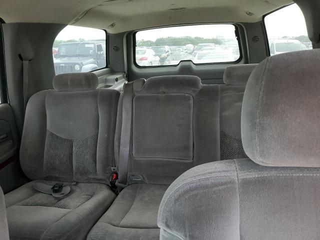 2005 Chevrolet Suburban C1500