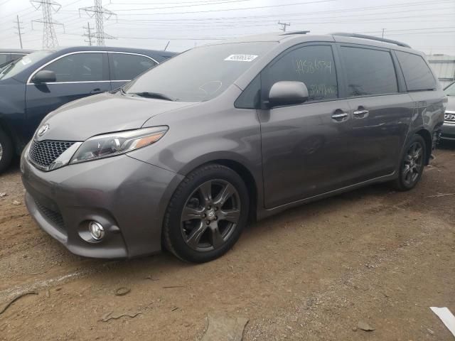 2017 Toyota Sienna SE