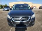 2012 Volkswagen Routan SE