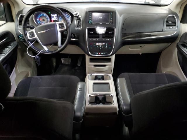 2011 Chrysler Town & Country Touring