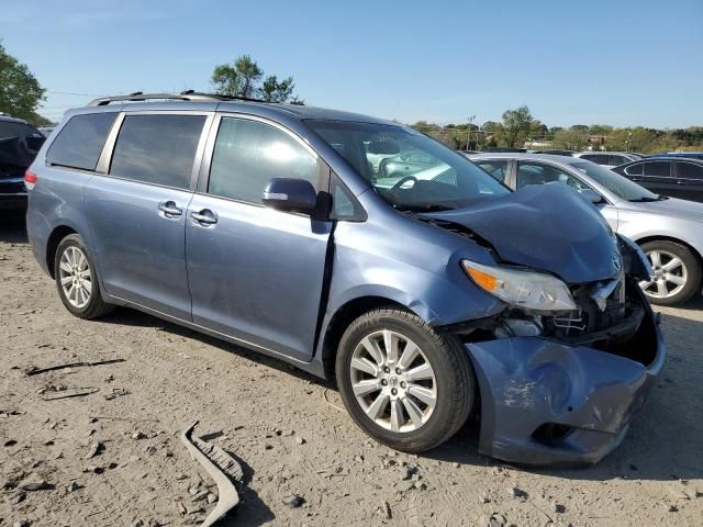 2013 Toyota Sienna XLE