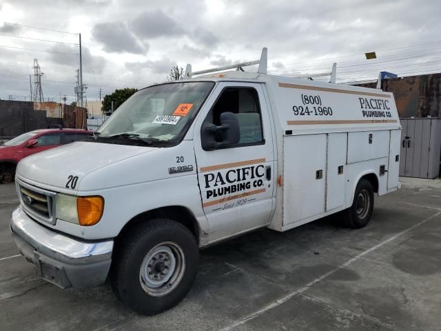 2006 Ford Econoline E350 Super Duty Cutaway Van