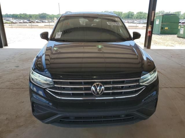 2023 Volkswagen Tiguan SE