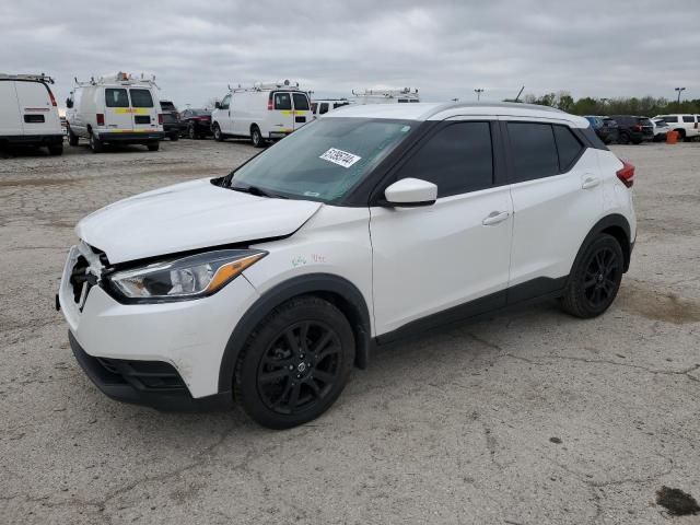 2019 Nissan Kicks S