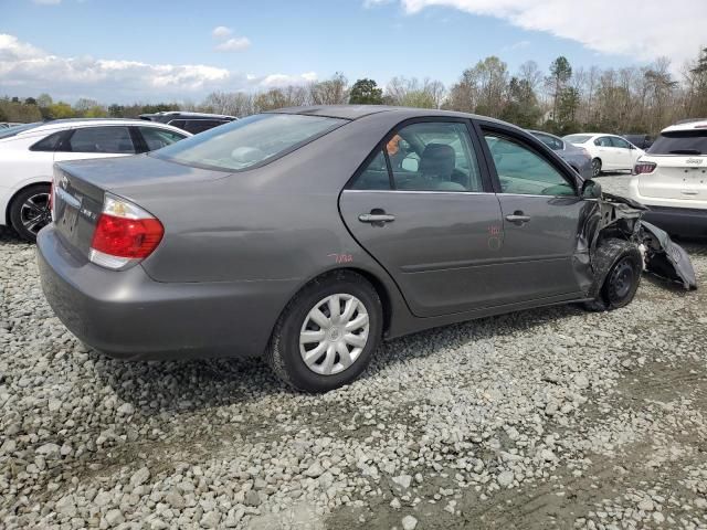 2005 Toyota Camry LE