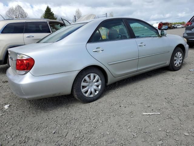 2005 Toyota Camry LE