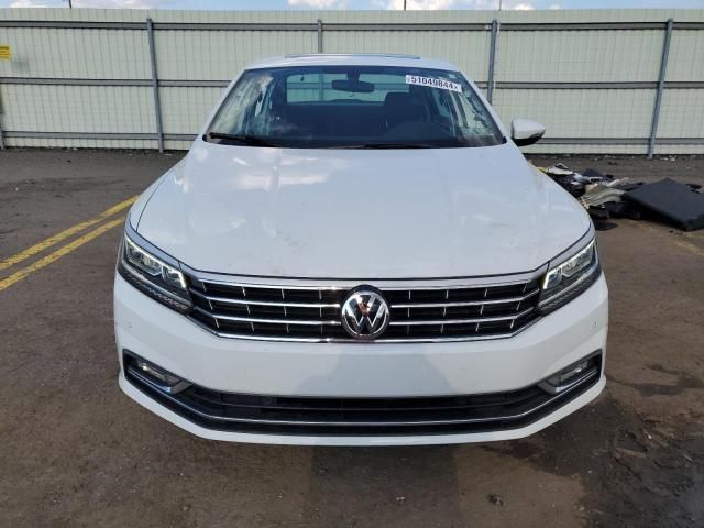 2018 Volkswagen Passat SE