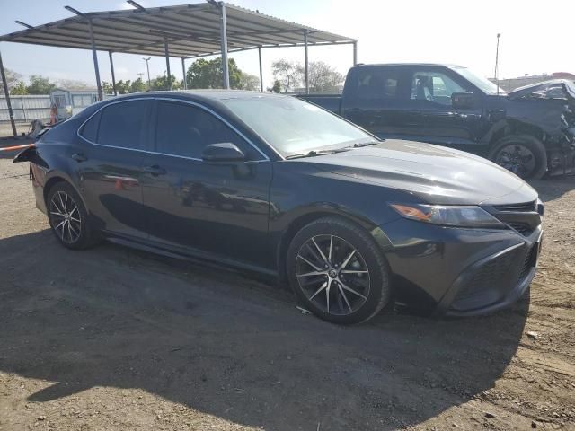 2021 Toyota Camry SE