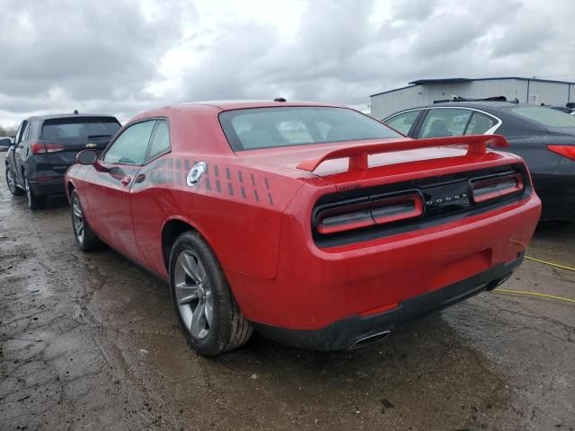 2016 Dodge Challenger SXT