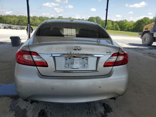 2013 Infiniti M37