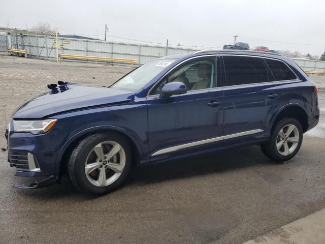 2022 Audi Q7 Premium Plus