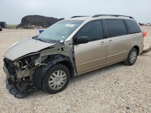 2009 Toyota Sienna CE