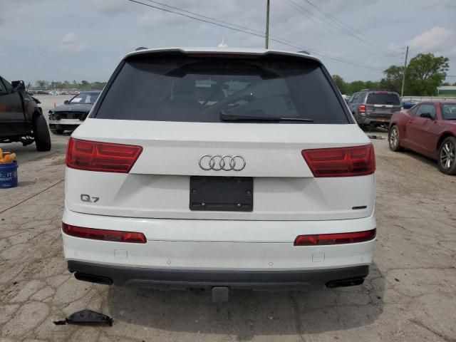 2019 Audi Q7 Prestige