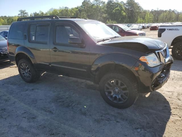 2008 Nissan Pathfinder LE